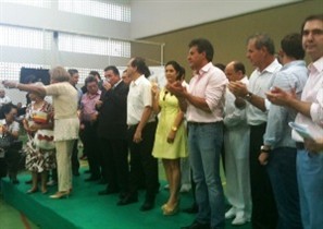 Beto Richa inaugura escola com 280 vagas em Maringá